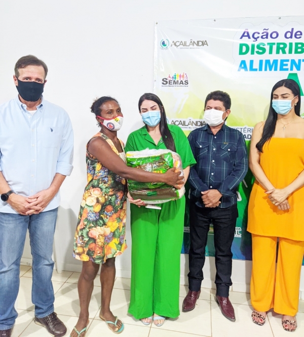 AUTORIDADES PARTICIPAM DE AÇÃO DE DISTRIBUIÇÃO DE ALIMENTOS NA AGROVILA SUDELÂNDIA (50 BIS), ZONA RURAL DE AÇAILÂNDIA