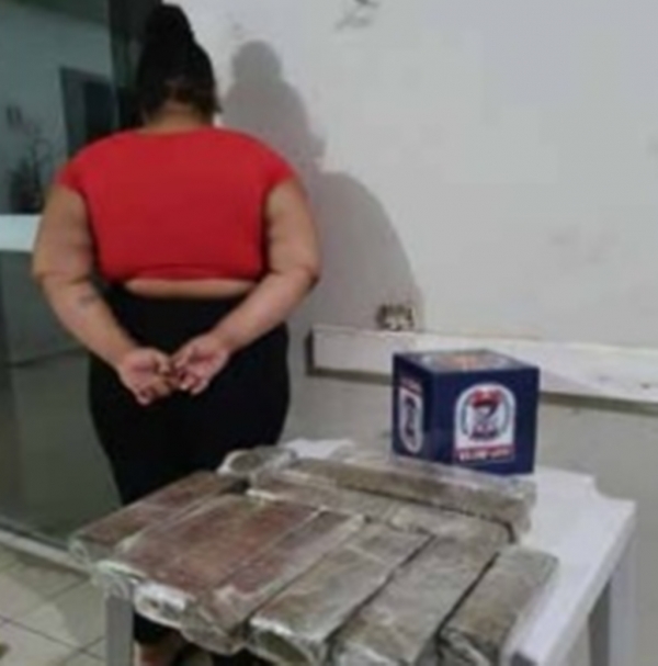  Mulher é presa transportando 10 kg de maconha no interior do Maranhão