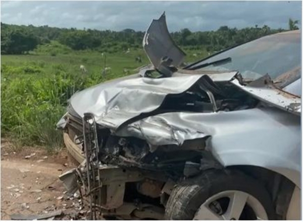 MARANHÃO - Seis pessoas ficam feridas em acidente entre carro e caminhonete na MA-014, em Viana