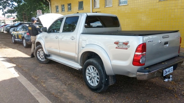 PRF apreende no MA caminhonete com chassi e motor adulterados