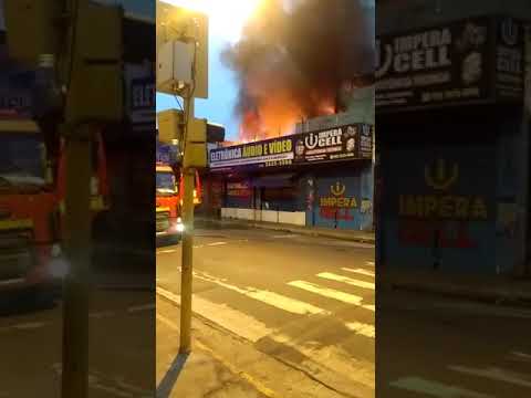 MA - Incêndio atinge duas lojas de eletrônica no centro de Imperatriz
