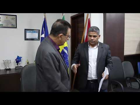 AÇAILÂNDIA NOVIDADE – Prefeito empossa novo secretário de esporte e novo diretor do PROCON 