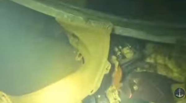 MARINHA DIVULGA IMAGENS DE TANQUES SUBMERSOS NO RIO TOCANTINS APÓS DESABAMENTO DE PONTE