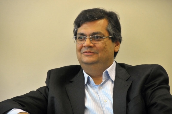 Flávio Dino homologa concurso mesmo com recomendação do MP