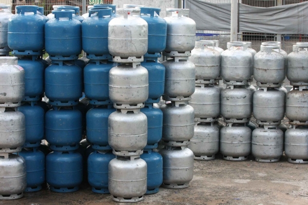  Preço do botijão de gás terá reajuste de 6,9% a partir desta terça-feira (26)
