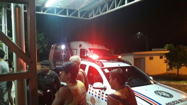 DESCARGA ELÉTRICA MATA FOLIÕES NO CARNAVAL DE BOM JESUS DAS SELVAS-MA