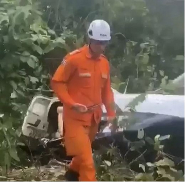 Avião de pequeno porte cai em Balsas, no Maranhão