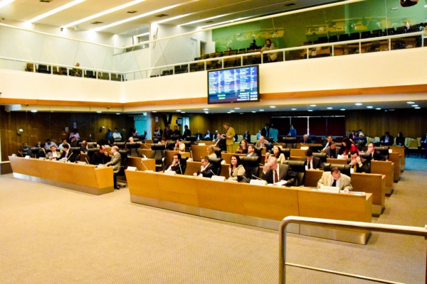  Projeto prevê fim de auxílio-moradia para deputados maranhenses