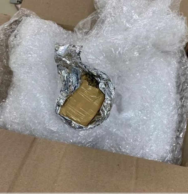 Fiscais apreendem “supermaconha” escondida em caixa enviada pelos correios em Imperatriz
