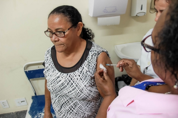 Governo inicia vacinação contra gripe no Maranhão
