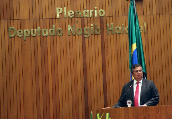 Flávio Dino anuncia R$ 1 bilhão em investimentos para o Maranhão em 2018