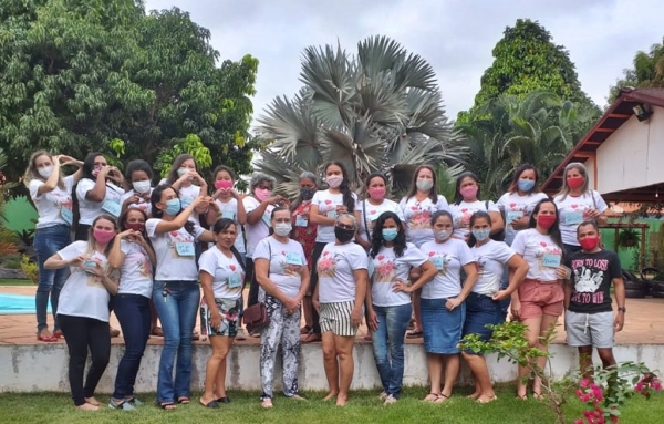 AÇAILÂNDIA – 2º Encontro do grupo: Flores, jardim dicas e trocas foi um sucesso.