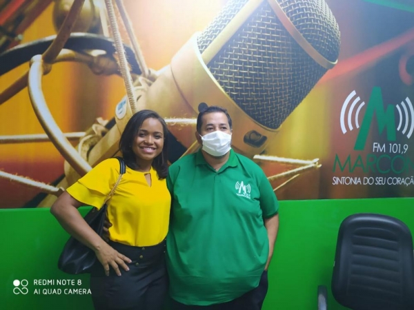 Candidata a prefeita Samara Benicio concede entrevista a radio marconi FM