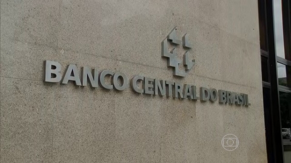 Copom mantém juros básicos em 14,25% ao ano