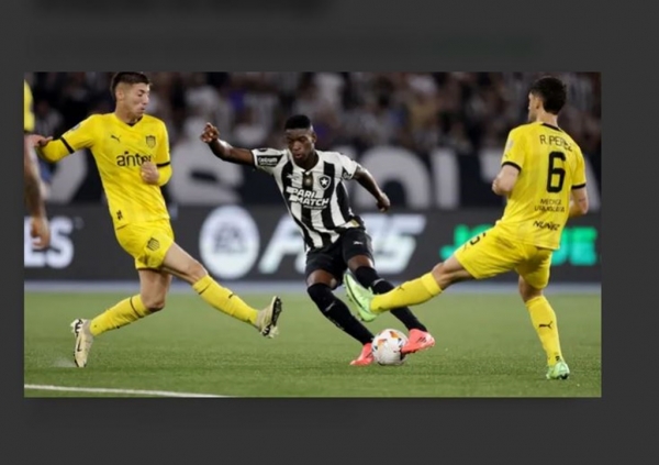 BOTAFOGO PASSA POR CIMA DO PEÑAROL E SE APROXIMA DE VAGA NA FINAL DA LIBERTADORES