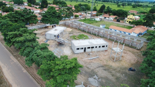 Governo constrói Escola Digna em São Francisco do Brejão