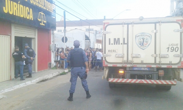 Homem é morto a tiros durante assalto em Imperatriz