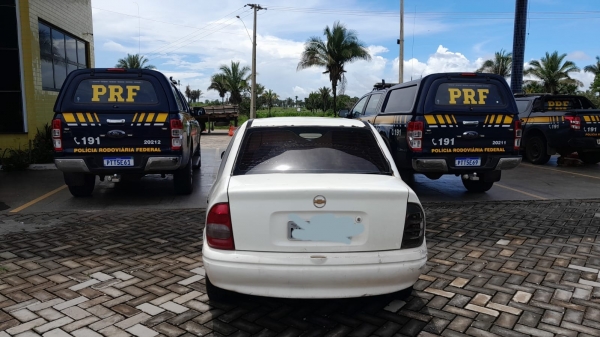  Polícia Rodoviária apreende veículo roubado na BR-222 no MA