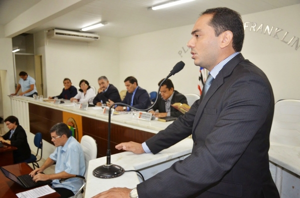 Delegado Assis (PMDB) vence nas urnas e é o novo prefeito de Imperatriz