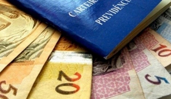 PIS/Pasep: Prazo para saque do abono salarial ano-base 2015 termina em um mês