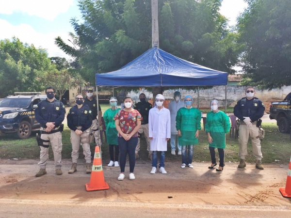 MARANHÃO - PRF realiza ação de combate à Covid-19 na BR-316