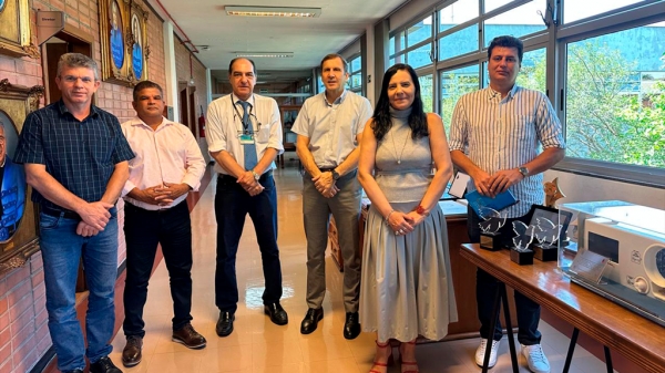 PREFEITURA DE AÇAILÂNDIA VAI EM BUSCA DE PARCERIAS E SOLUÇÕES PARA MELHORAR A QUALIDADE DE VIDA DA POPULAÇÃO NO COMBATE A EROSÕES E SOLUÇÕES DO SANEAMENTO BÁSICO DA CIDADE