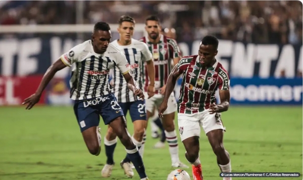 FLUMINENSE ARRANCA EMPATE COM ALIANZA LIMA NA LIBERTADORES