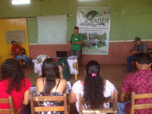 AÇAILÂNDIA - SADER realiza curso de capacitação para produtores de leite