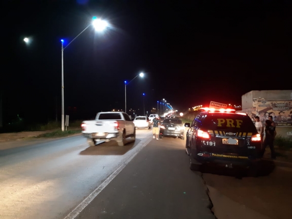 PRF prende condutor embriagado envolvido em acidente de trânsito na BR 010
