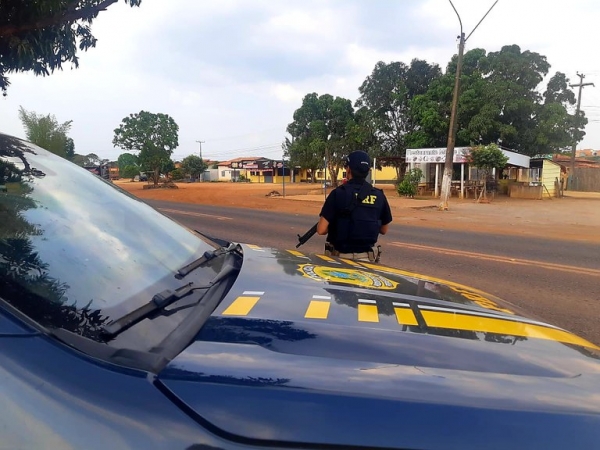 Condutor é flagrado violando suspensão do direito de dirigir em Imperatriz