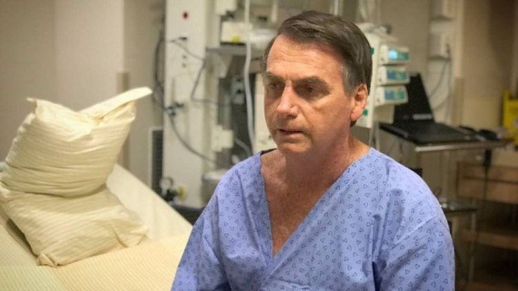 Bolsonaro é transferido para UTI e se encontra estável e consciente