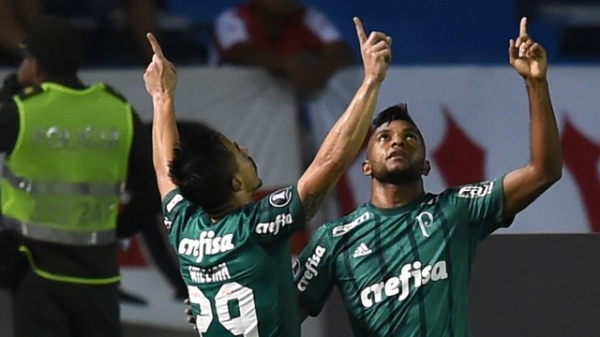 Palmeiras baila em Barranquilla e bate o Junior na estreia da Libertadores