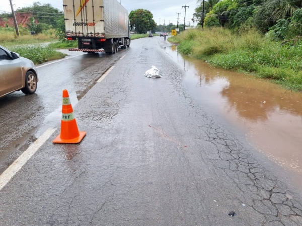 Corpo de mulher é encontrado sobre a pista na BR-135 no Maranhão