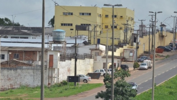 Detentos fogem após renderem funcionários na CCPJ de Pedrinhas