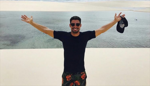 Cauã Reymond curte belezas naturais do Maranhão