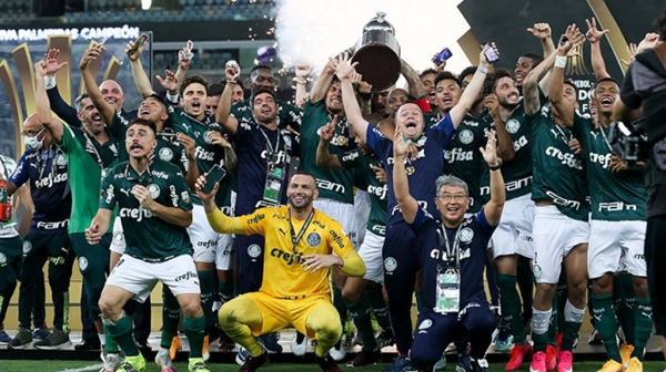 Palmeiras é tricampeão da Copa Libertadores da América