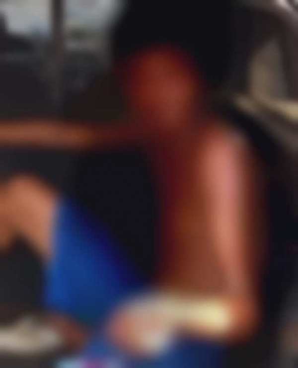 Homem tenta assaltar idosa e é imobilizado por testemunhas