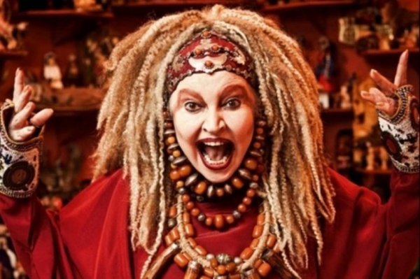 Morre, aos 71 anos, a atriz Elke Maravilha