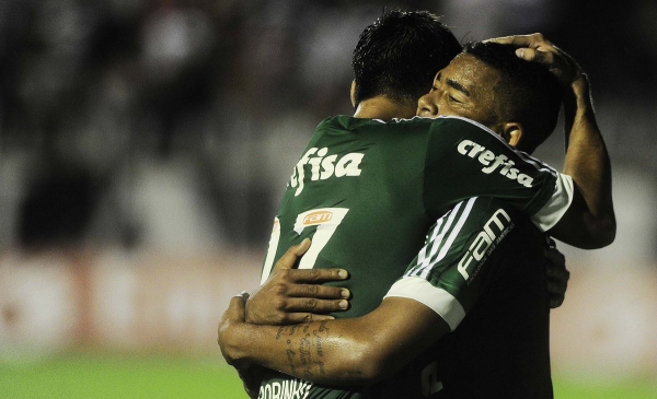 Palmeiras goleia o XV de Piracicaba e encerra jejum de vitórias no Paulistão