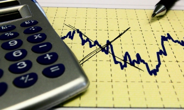 Copom mantém juros em 14,25% ao ano pela quinta vez seguida