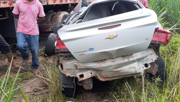 Colisão entre veículos deixa uma pessoa morta na BR-222 no município de Bom Jesus das Selvas