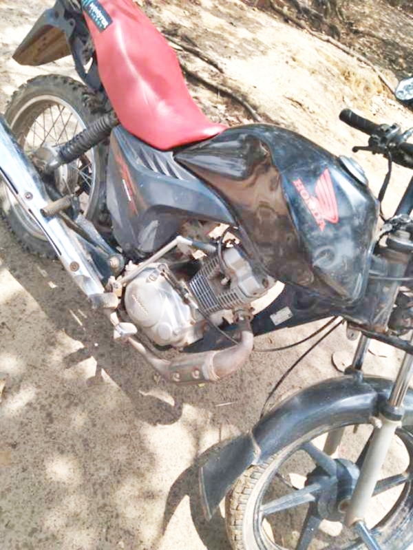 Dono de oficina é preso após ser flagrado com moto roubada