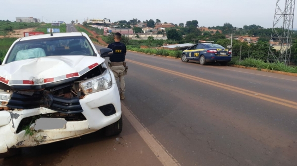 AÇAILÂNDIA - PRF prende na BR 222 condutor embriagado que provocou dano a patrimônio público da União