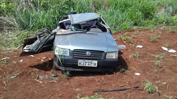 Uma pessoa morre e quatro ficam feridas em acidente na BR-226