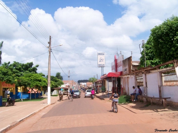 AÇAILÂNDIA – Vereadora Robenha solicita a implantação de agência da Caixa Econômica Federal na Vila Ildemar