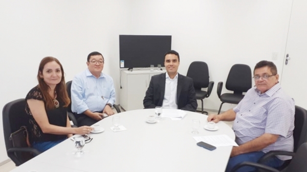 Prefeito de Açailândia em busca orientações sobre o FUNDEF