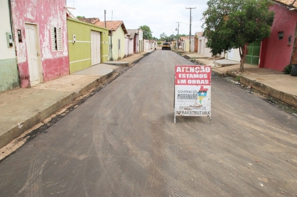 Mais Asfalto em Itinga facilita acesso a principais pontos da cidade