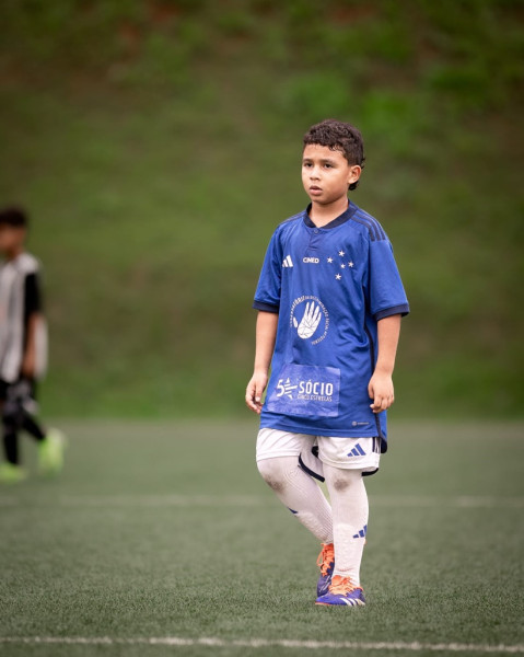 ATLETA DE AÇAILÂNDIA É CAMPEÃO MINEIRO SUB-8 PELO CRUZEIRO