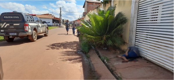 AÇAILÂNDIA: Homem é morto a tiros no Bairro Jardim América próximo a escola Julieta Quintal 