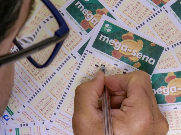 APOSTA FEITA EM SÃO LUÍS FATURA MAIS DE R$ 64 MIL NA QUINA DA MEGA-SENA